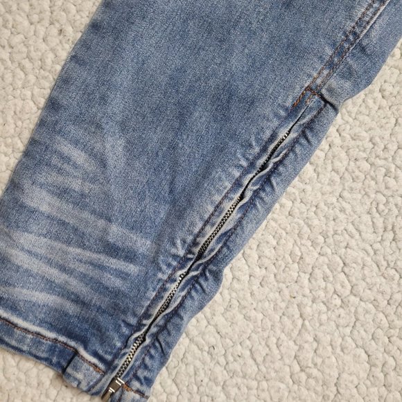 Hyper Denim Faded Jeans | 38"x32" - Picture 2 of 4